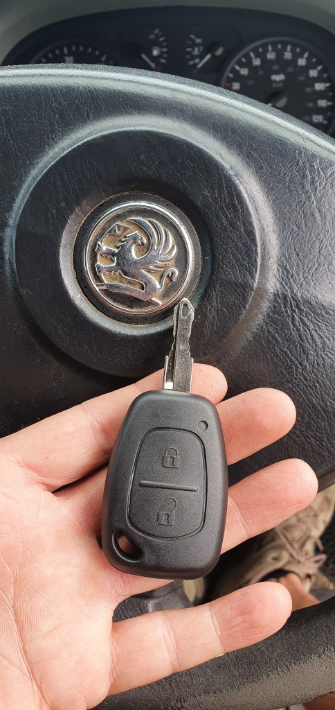 Masterkey Locksmith, Vauxhall vivaro, remotes programmed, Auto and domestic locksmith 