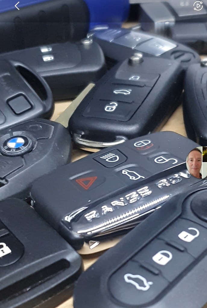 Masterkey locksmith,auto locksmith,Domestic Locksmith,car keys,car remotes,key programming